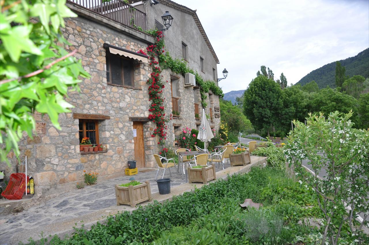Casa Rural Molí de Fòrnols Hotel Exterior foto