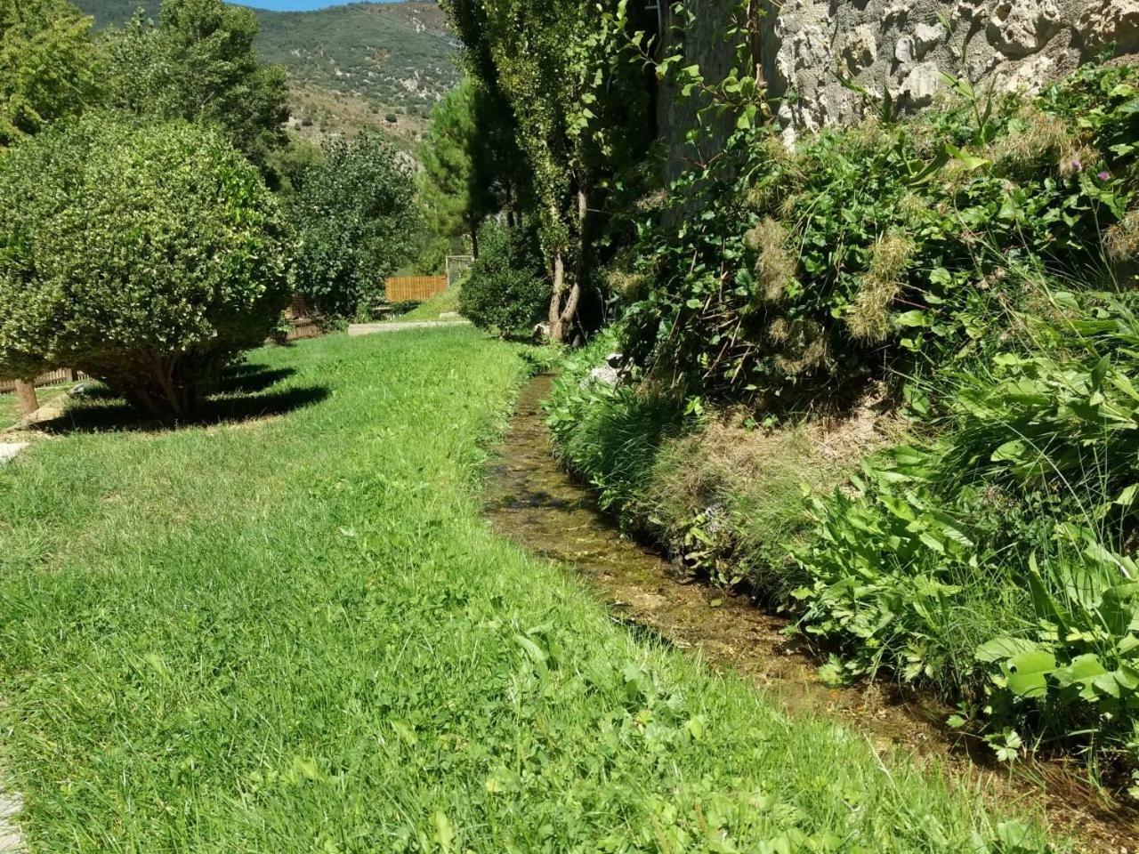 Casa Rural Molí de Fòrnols Hotel Exterior foto